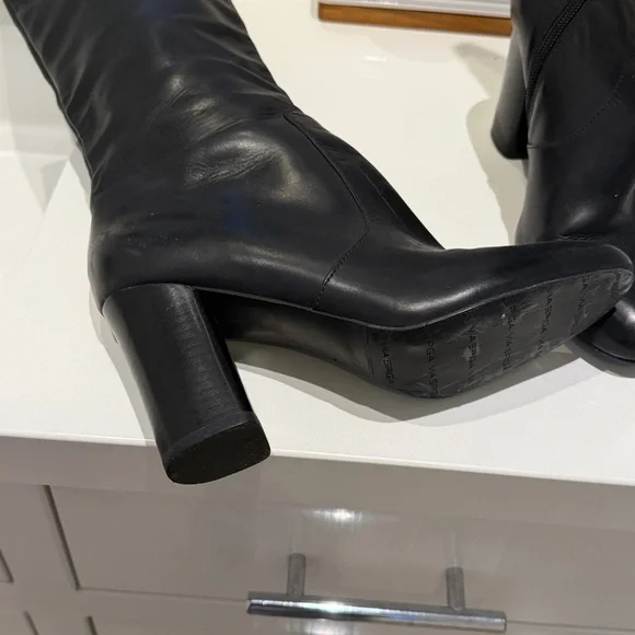Via Spiga Black Heeled Boots. Leather lined… gorgeous!